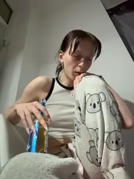 Ciara2004 online show from November 24, 6:40 pm