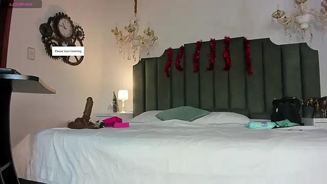 AnthonelaRusso  online show from December 3, 3:47 am