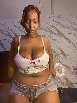 Spicey-CheekssX online show from June 26, 9:52 pm