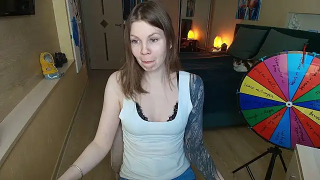 ReginaSparkle online show from February 3, 4:54 am