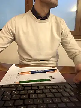 Snapshot of AvvocatoPorco chatting on February 17, 10:51 am AvvocatoPorco online show from February 17, 10:51 am