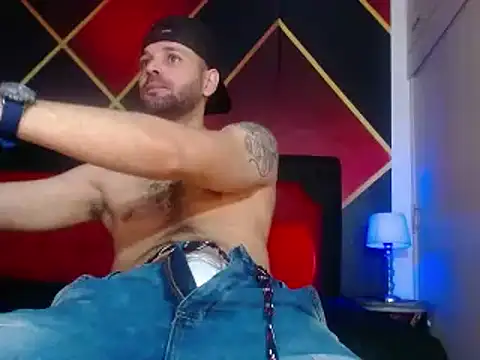 Cristian white online show from February 26, 6:11 pm