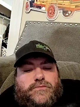 Rcraigue4 online show from November 20, 8:30 pm