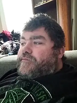 Rcraigue4 online show from November 30, 7:18 pm