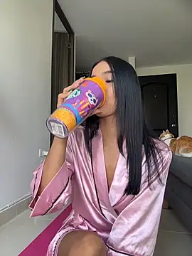 Bella Smiith  online show from December 20, 3:08 pm