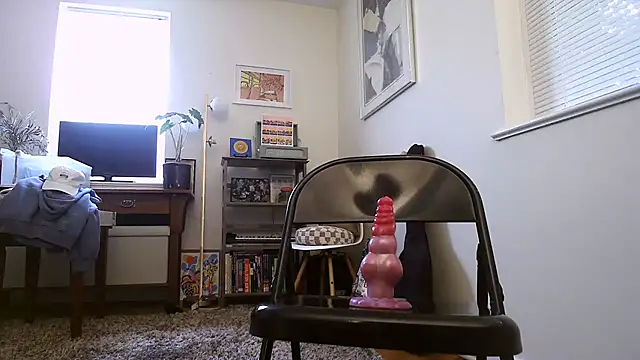 Snapshot of Prolapse_Pig chatting on June 22, 4:37 pm Prolapse Pig online show from June 22, 4:37 pm