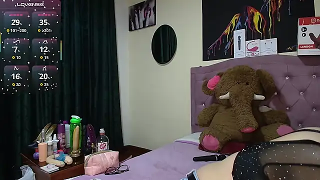 Emmie Hot online show from June 25, 11:48 am