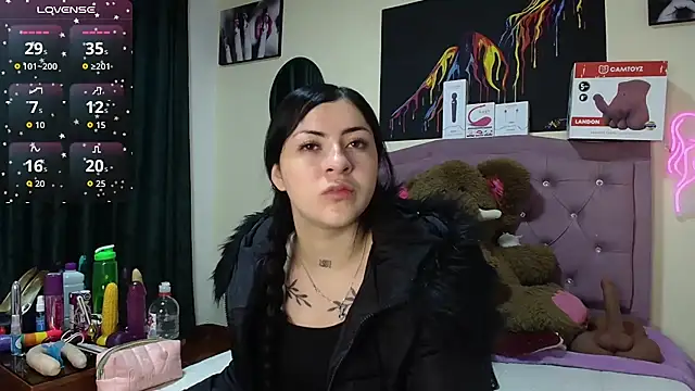 Emmie Hot online show from June 27, 11:48 am