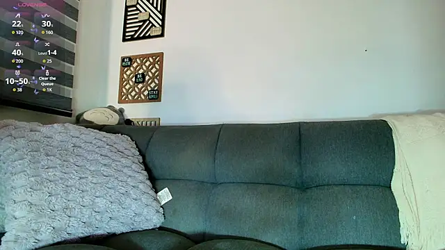 love sharol  online show from October 31, 3:29 am