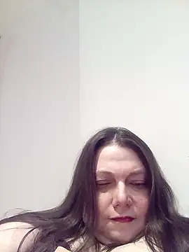 Snapshot of HotHornyEmmaX chatting on February 16, 5:26 pm HotHornyEmmaX online show from February 16, 5:26 pm