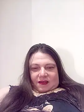 Snapshot of HotHornyEmmaX chatting on February 22, 6:52 pm HotHornyEmmaX online show from February 22, 6:52 pm