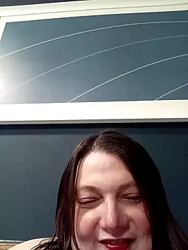 Snapshot of HotHornyEmmaX chatting on February 28, 6:20 pm HotHornyEmmaX online show from February 28, 6:20 pm