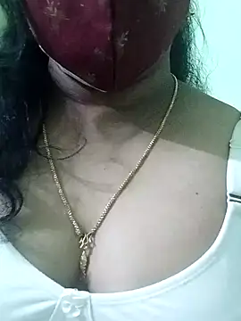 Snapshot of Tamil_Aathira chatting on January 21, 6:02 pm Tamil Aathira online show from January 21, 6:02 pm