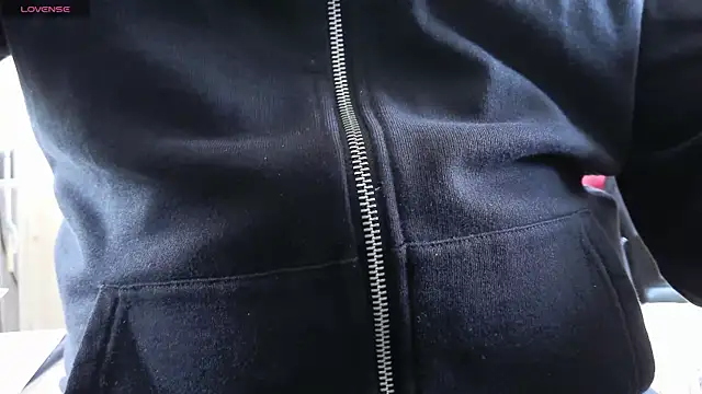 IndienTiger online show from April 10, 11:15 am