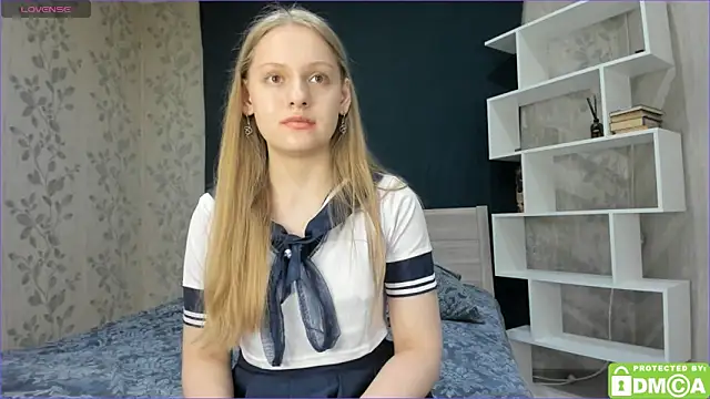 Snapshot of onelovelyalice chatting on January 22, 8:59 pm onelovelyalice online show from January 22, 8:59 pm