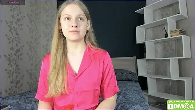 Snapshot of onelovelyalice chatting on January 23, 9:07 pm onelovelyalice online show from January 23, 9:07 pm