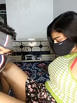 Love-N online show from December 18, 10:49 pm