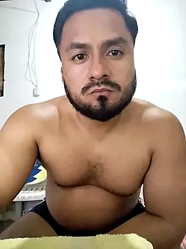 Snapshot of Ant1990 chatting on January 28, 3:15 am Ant1990 online show from January 28, 3:15 am