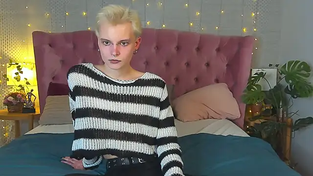 Snapshot of DemianEnglen chatting on January 21, 9:04 pm DemianEnglen online show from January 21, 9:04 pm