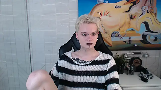 Snapshot of DemianEnglen chatting on February 23, 3:35 am DemianEnglen online show from February 23, 3:35 am