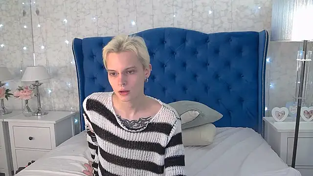 Snapshot of DemianEnglen chatting on February 28, 8:50 pm DemianEnglen online show from February 28, 8:50 pm