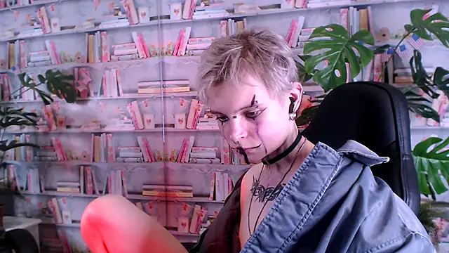 Snapshot of DemianEnglen chatting on March 19, 11:25 pm DemianEnglen online show from March 19, 11:25 pm