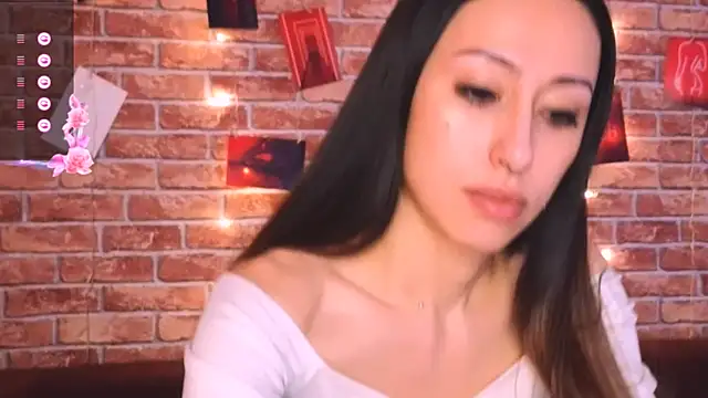 Snapshot of Isabela_Run chatting on January 29, 8:51 am Isabela Run online show from January 29, 8:51 am