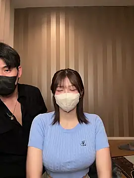 Snapshot of NA-KAREN-V8 chatting on July 23, 11:41 am NA-KAREN-V8 online show from July 23, 11:41 am