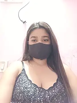 Simran-001 online show from June 7, 1:15 pm