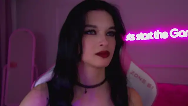 Snapshot of BeverlyMost chatting on March 20, 1:35 am BeverlyMost online show from March 20, 1:35 am