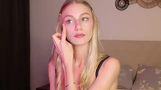 GabriellaOlsen online show from May 20, 5:52 pm