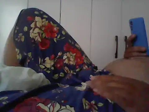 Trixboy201 online show from February 12, 1:06 pm