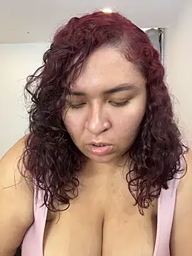 Snapshot of KarlaWild chatting on May 30, 6:16 pm KarlaWild online show from May 30, 6:16 pm