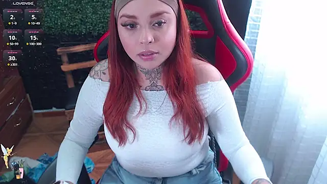 natyk m online show from December 15, 6:56 pm