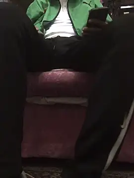 aebaleek2505 online show from February 23, 1:32 pm