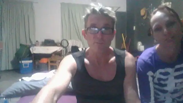 Snapshot of xylegs chatting on February 15, 2:15 am xylegs online show from February 15, 2:15 am