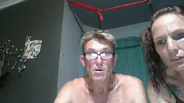 Snapshot of xylegs chatting on February 17, 9:41 pm xylegs online show from February 17, 9:41 pm