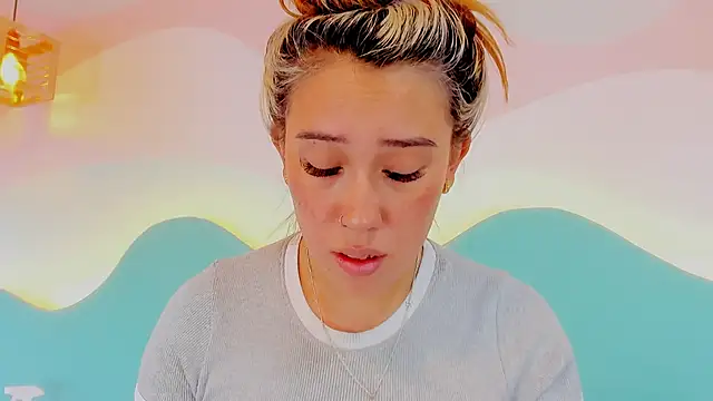 Lannajansen online show from February 23, 1:41 pm