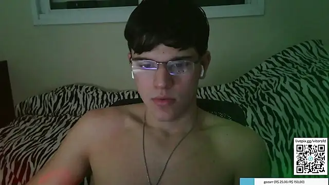 vitorsafado19 online show from October 18, 5:43 am