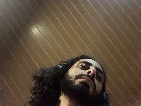 Nooneisthis online show from February 4, 5:46 am