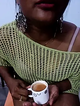 Snapshot of Vedha_Vedhika chatting on March 15, 7:59 pm Vedha Vedhika online show from March 15, 7:59 pm