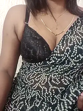 Snapshot of Vedha_Vedhika chatting on November 9, 1:31 pm Vedha Vedhika online show from November 9, 1:31 pm