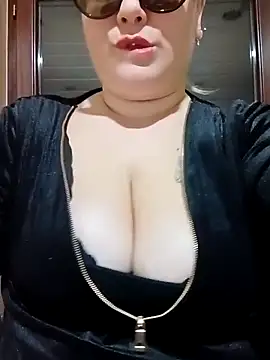 topina8 online show from November 24, 4:07 pm