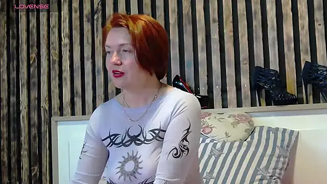 Alis Lovi online show from October 30, 11:05 pm