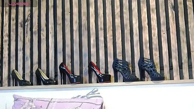 Alis Lovi online show from March 18, 10:51 am