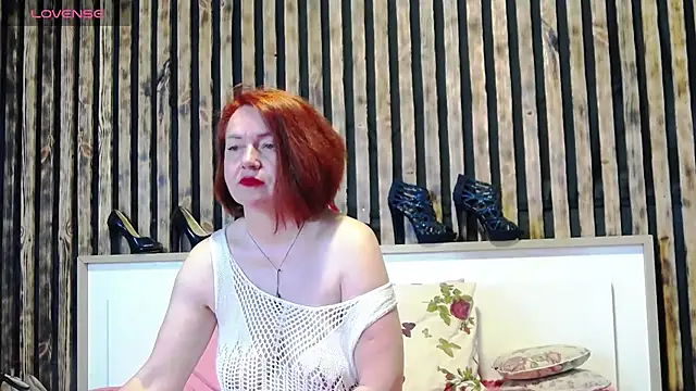 Alis Lovi online show from May 5, 9:34 pm