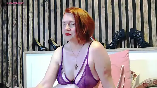 Alis Lovi online show from May 24, 9:47 am