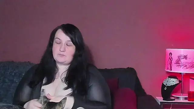 Snapshot of QueenOfHaze chatting on February 23, 11:36 pm QueenOfHaze online show from February 23, 11:36 pm