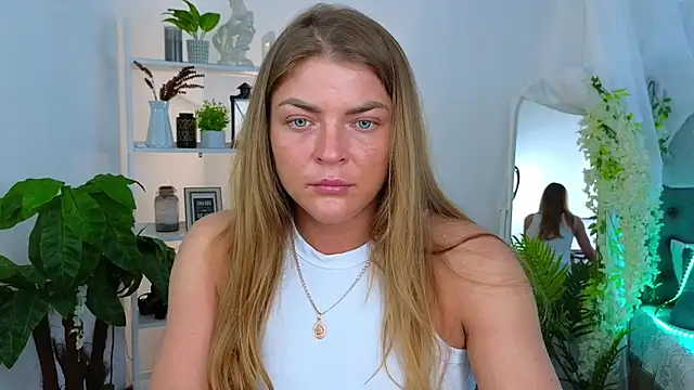 Donna Sun online show from February 28, 7:09 am