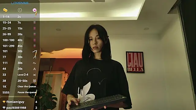 Snapshot of GerberaBlooms77 chatting on February 18, 4:26 am GerberaBlooms77 online show from February 18, 4:26 am